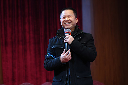 嘉华老总_起亚嘉华