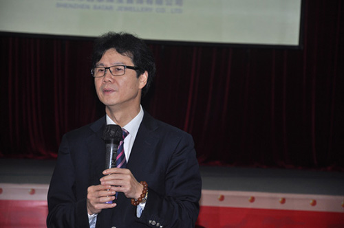 翠绿珠宝董事长黄万洲_翠绿珠宝董事长黄炳标(3)