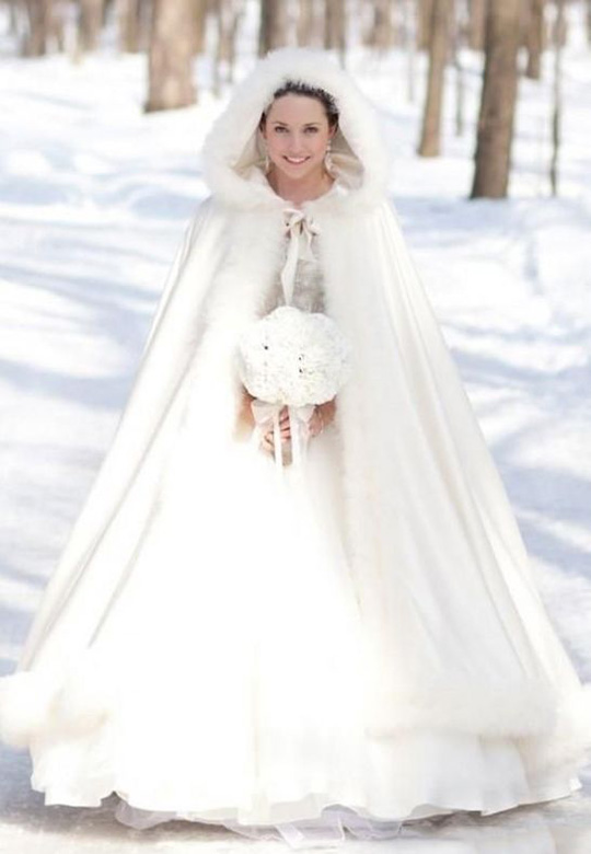 珠宝助力打造冬日婚礼，让飘雪季更完美