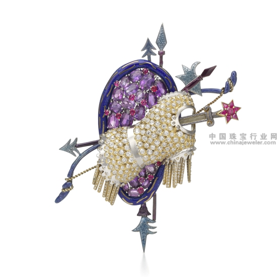 Tiffany & Co. 蒂芙尼Schlumberger系列Trophee de Caillance胸针,14K黄金与铂金镶嵌红宝石、紫水晶和珐琅,拥有者为Vogue杂志的传奇编辑戴安娜__弗里兰(Diana Vreeland).jpg