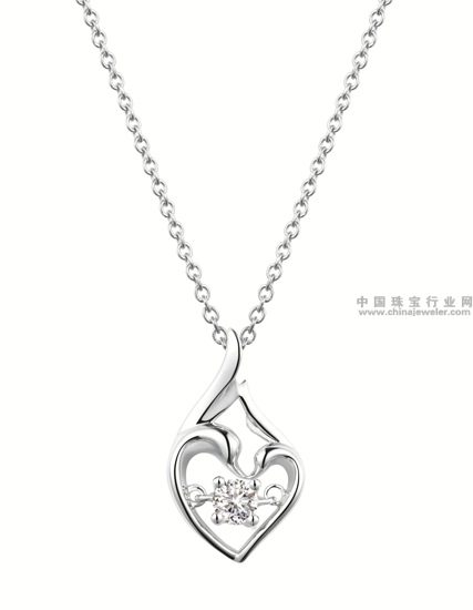周大福Forevermark®永恒印记™「天鹅之悦动」系列美钻吊坠.jpg