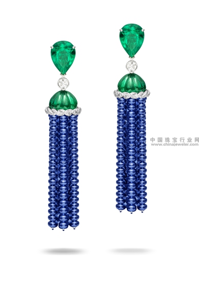 Extremely Piaget系列耳环G38LU600.jpg