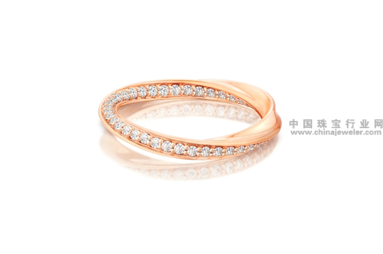 配图4-TSL │ 谢瑞麟 Love Forever“爱是永恒”系列18K玫瑰金镶嵌钻石戒指 参考价格:RMB 8,290- RMB 8,790.jpg