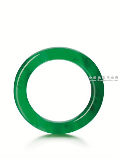 The Circle of Heaven - A Superb Jadeite bangle .jpg
