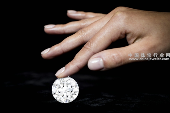 102.34-carat D colour Flawless diamond - Sotheby's Diamonds(1).jpg