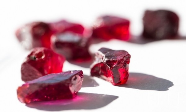 Gemfields在新加坡举办的红宝石拍卖结果喜人 Gemfields在新加坡举办的红宝石拍卖结果喜人