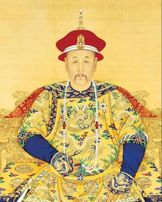 雍正朝服像