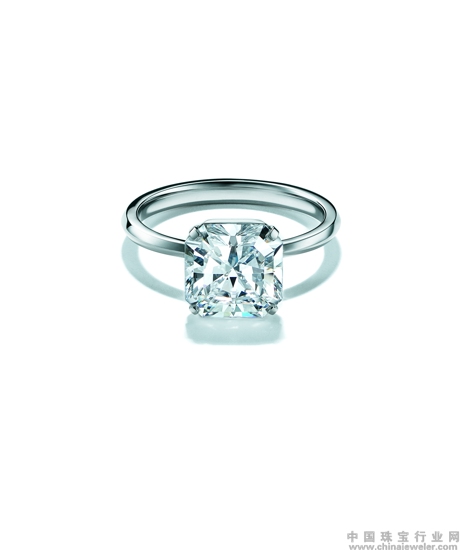 Tiffany & Co. 蒂芙尼Tiffany True系列铂金订婚钻戒 (3).jpg