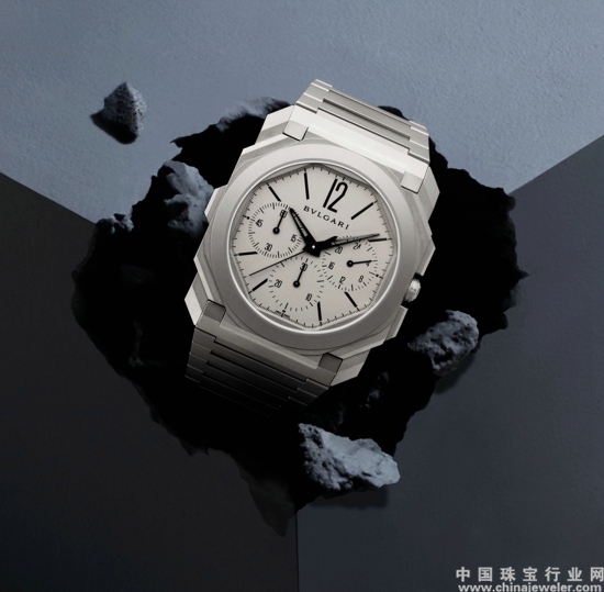 7_宝格丽Octo Finissimo GMT自动计时码表.jpg