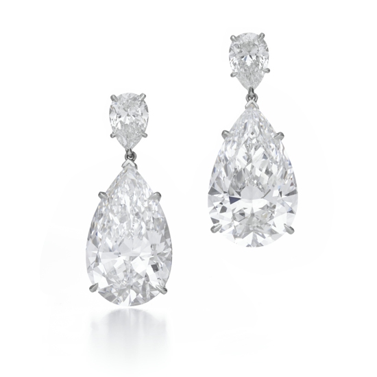 Tiffany & Co. 蒂芙尼高级珠宝系列梨形钻石耳环.jpg