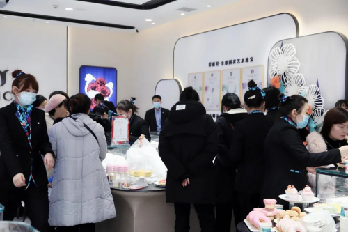 珠宝行业首家五感体验门店，ALICE浪漫花园落户重庆金沙龙湖