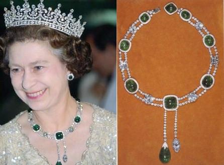 伊丽莎白二世最爱的德里朝觐项链