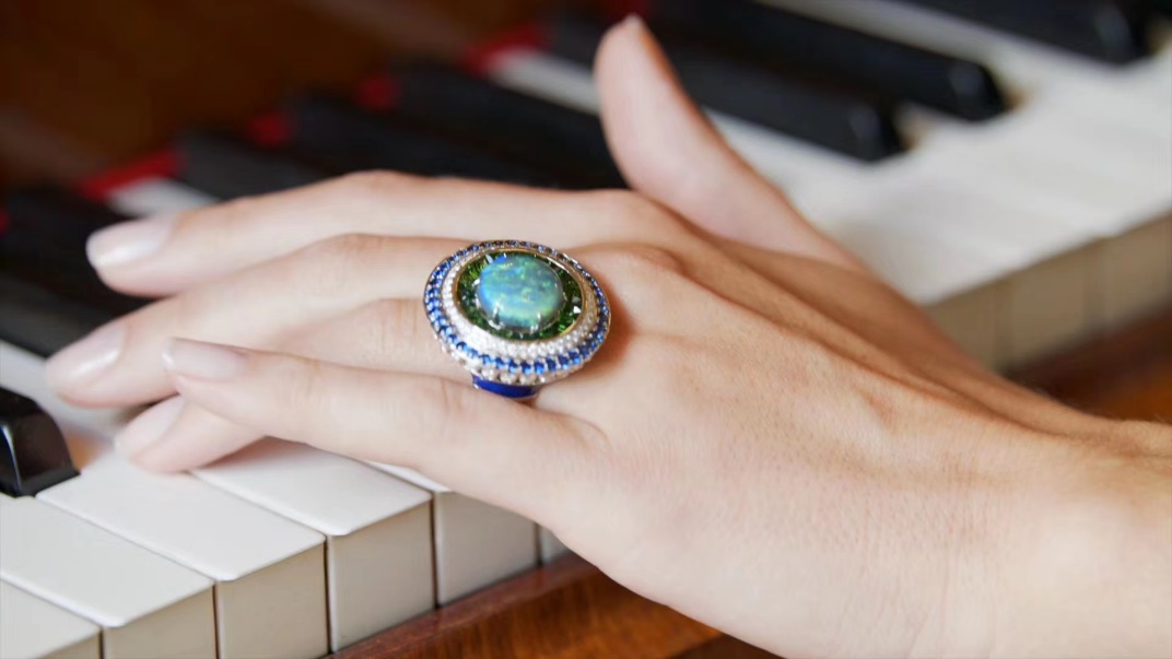 CHAUMET “筑艺万象”高定珠宝套系 穹庐华盖 篇章作品