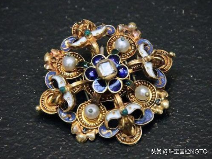 洛可可、巴洛克、拜占庭各种风格的珠宝怎么区分？